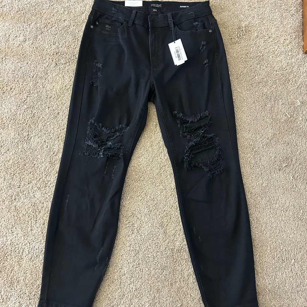 Judy Blue Black Distressed Jeans